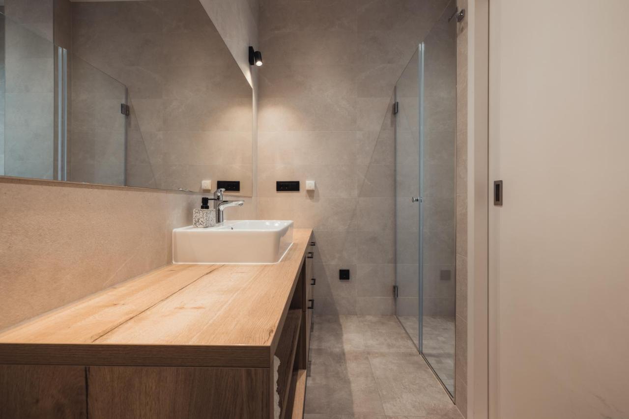 Apartmani Stipe Brela Exterior foto